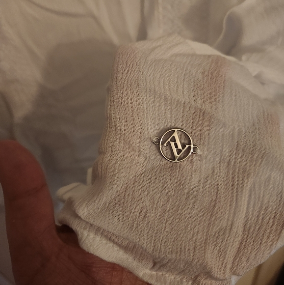 NWT Adrienne Vittadini White Ruffle and Lace Crepe Top - Picture 3 of 4